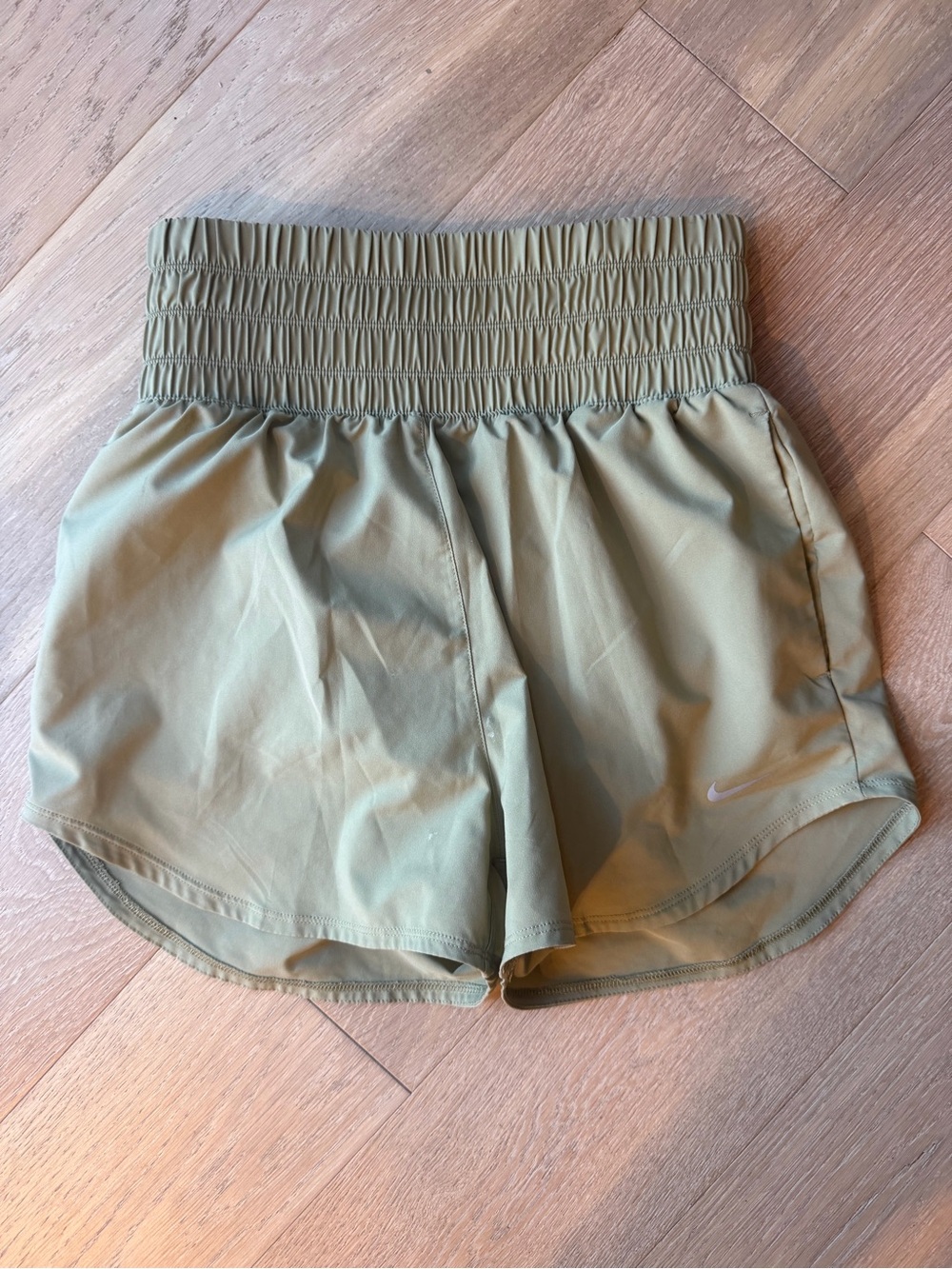 Nike Dri-FIT Women’s Running Shorts Small Sage Green Smocked Waist